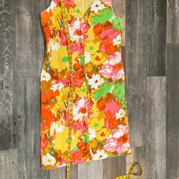 Talbots Colorful Floral Watercolor Print V-Neck Shift Dress Lined Size 8 Spring - Picture 8 of 12